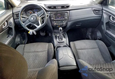 2018 Nissan Rogue S z USA, uszkodzony, nr VIN 5N1AT2MV3JC743308